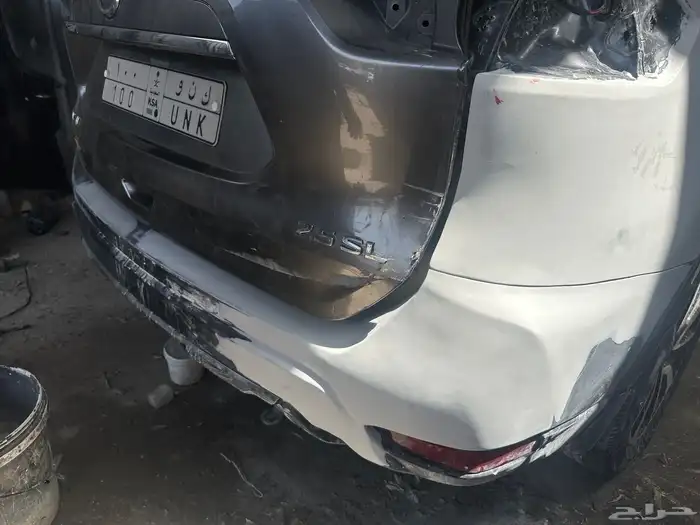 ورشة سمكرة وبويه لتصليح جميع انواع السيارات 1