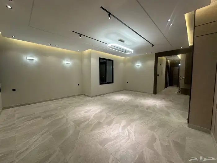 للبيع شقق ممتازه بحى البديع ابها خلف الراشد مول 27
