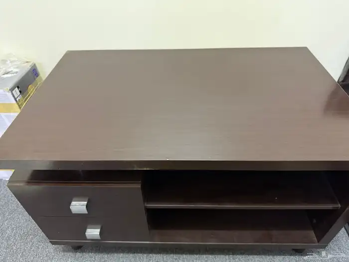 طاولة تلفزيون 2