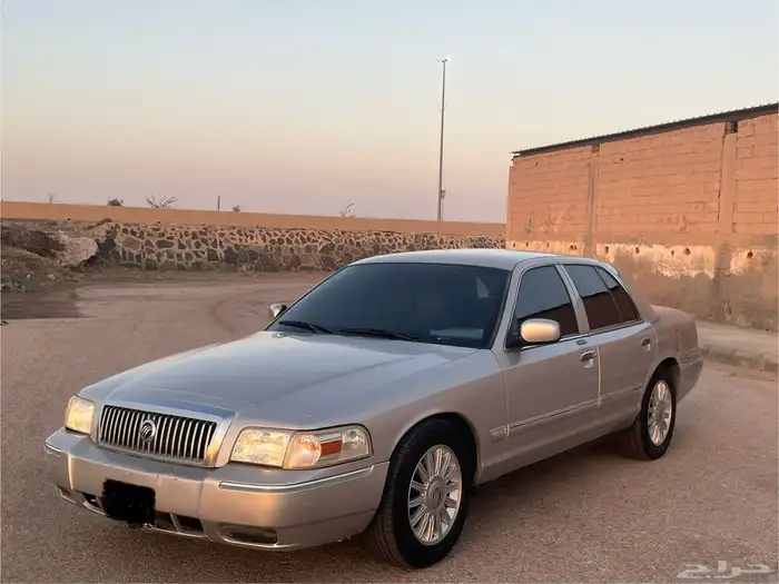 فورد ماركيز2009 0
