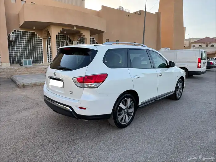 للبيع باثفندر (نيسان) المالك الأول 2013 5
