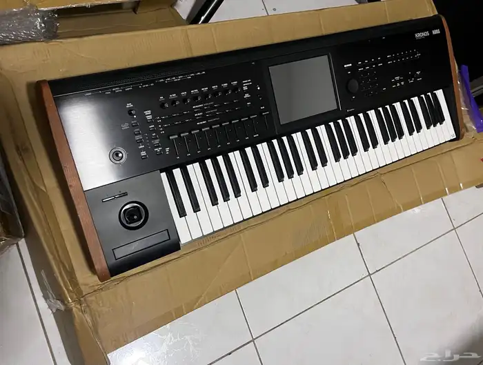 للبيع اورغ Korg Kronos 2 كرونوس 2 اخوه للجديد مع برنامج هدية 1