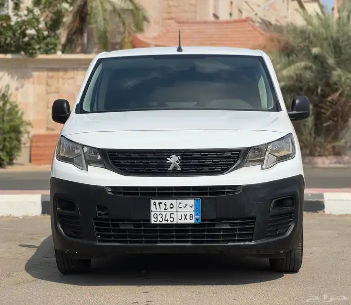 بيجو بارتنر الموديل 2023 ديزل البيع 34000 الف 1
