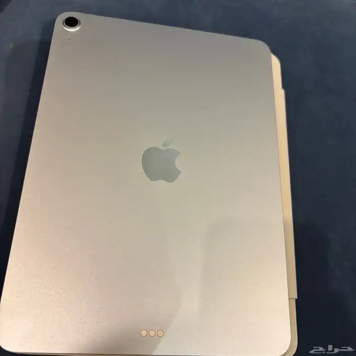 ايباد اير m3 128 gb 1