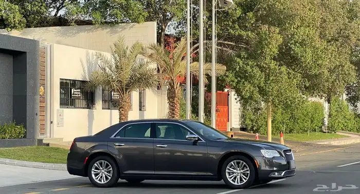 كرايزلر - C300 - 2023 - سعودي - ممشى قليل 0