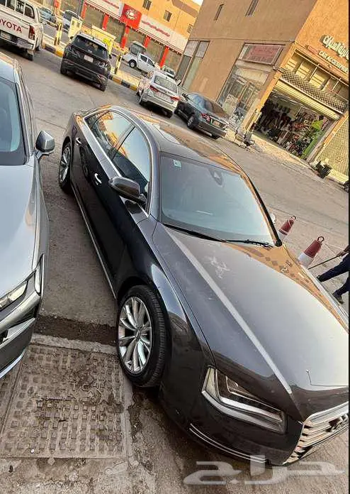 اودي 2012 A8 3
