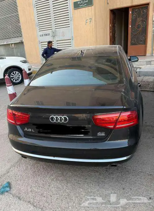 اودي 2012 A8 5