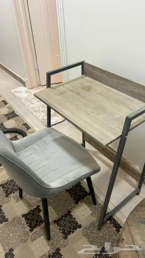طاولة وكرسي دراسي 0