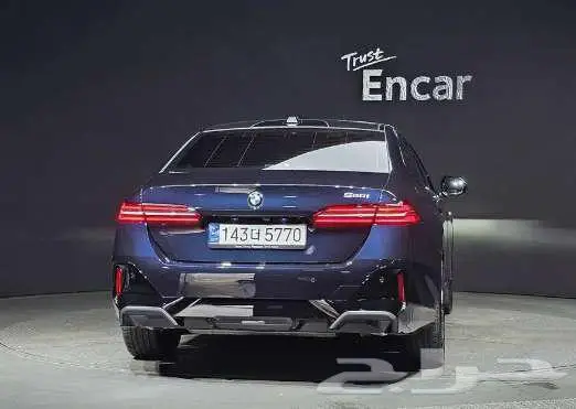 BMW 520i موديل 2024 الميموني للاستيراد بكوريا 3