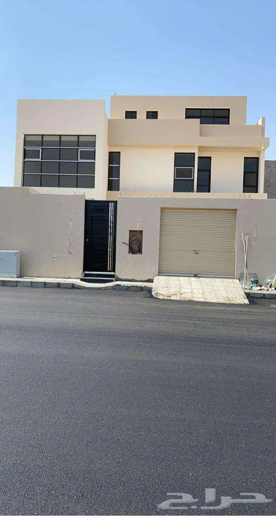 فيلا 450 جديدة للايجار - المهدية 0
