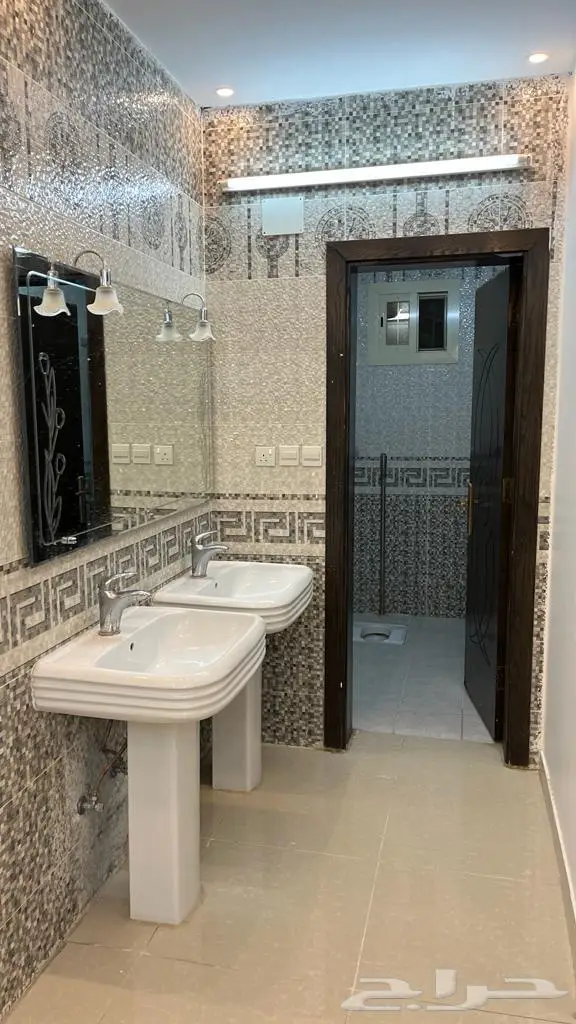 الطائف حي نخب شقين من اربع غرف مميزة للعرسان 7
