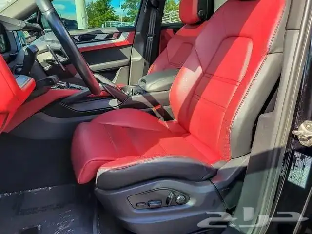 -2024 Porsche Cayenne Coupe 6