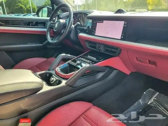 -2024 Porsche Cayenne Coupe 9