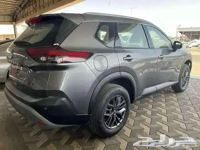 نيسان اكستريل 5 مقاعد و7 مقاعد عروض الكاش والتقسيط 1