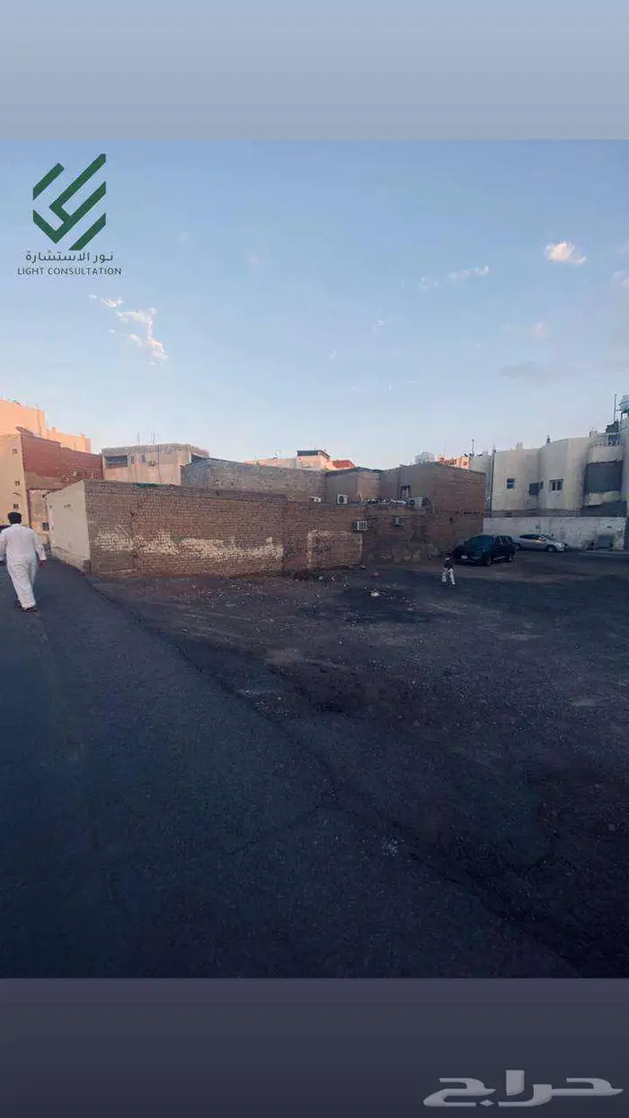 للبيع بيت شعبي على شارعين بالقرب من الحرم 1كلم 15