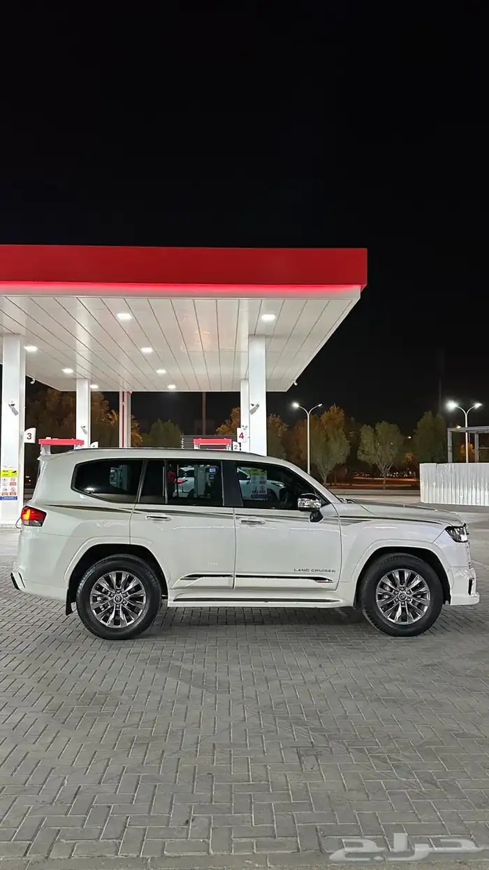 لاند كروزر جيكسار نظيف جدا 2022 Land Cruiser GXR L4 1