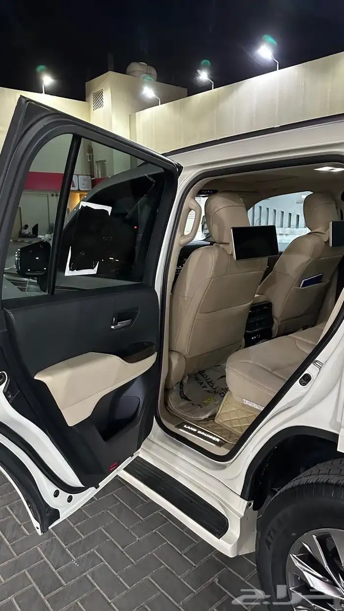 لاند كروزر جيكسار نظيف جدا 2022 Land Cruiser GXR L4 6