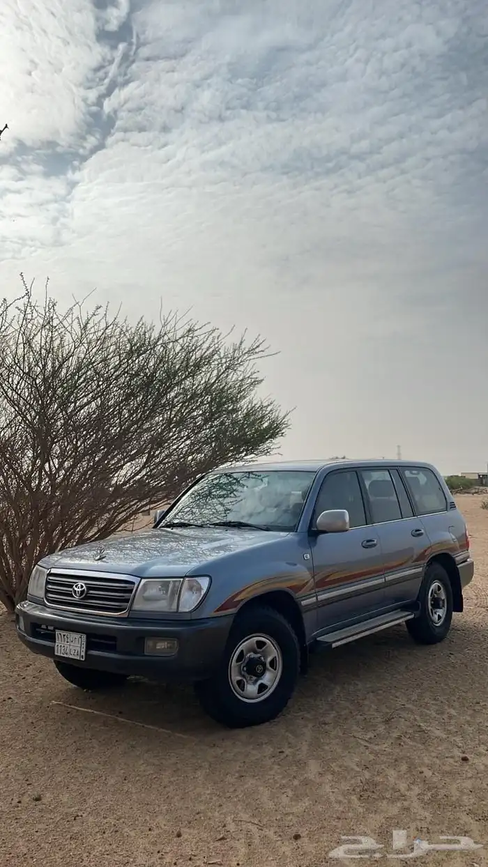 لاندكروزر 2005 فل كامل 1