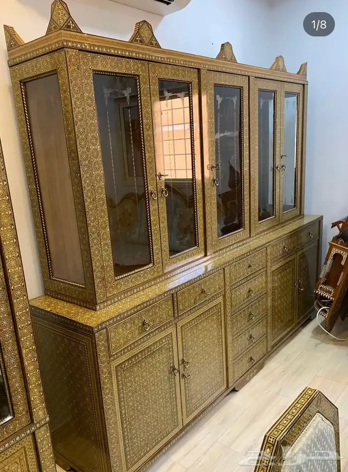 فاترينا شغل دمشقي موزاييك مطعم بالصدف انتيك وزجاج مشغول 1