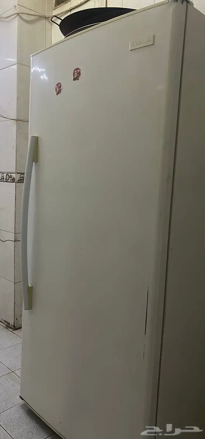 اثاث ثلاجة وفريزر ودولاب ملابس 0
