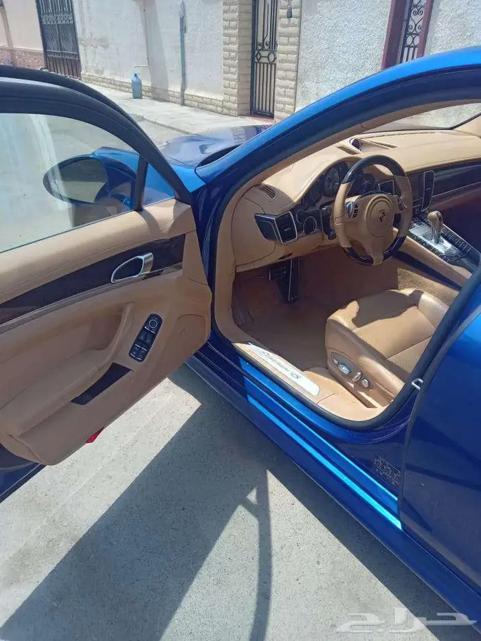 بورش بانيميرا 7