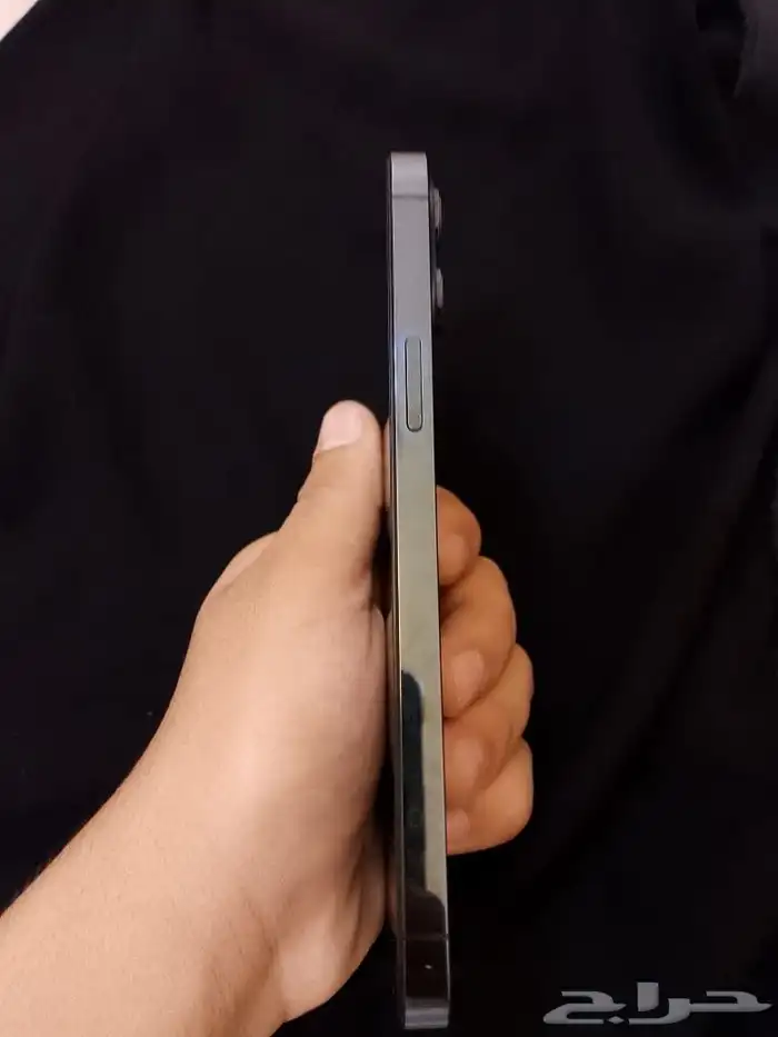 ايقون 12برو ماكس 2