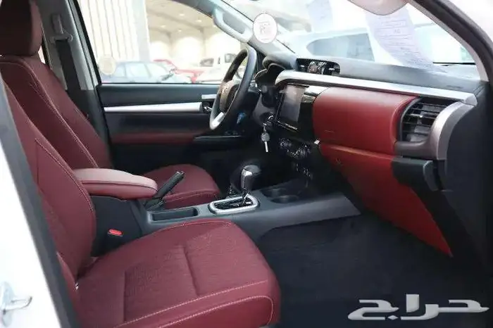هايلوكس غمارتين S-GLX 4 4 اوتوماتيك بنزين 2025 سعودي 4