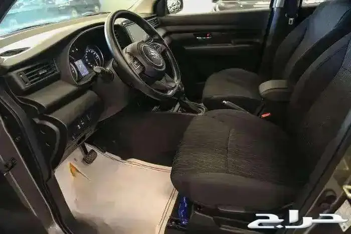 سوزوكي ارتيجا 6
