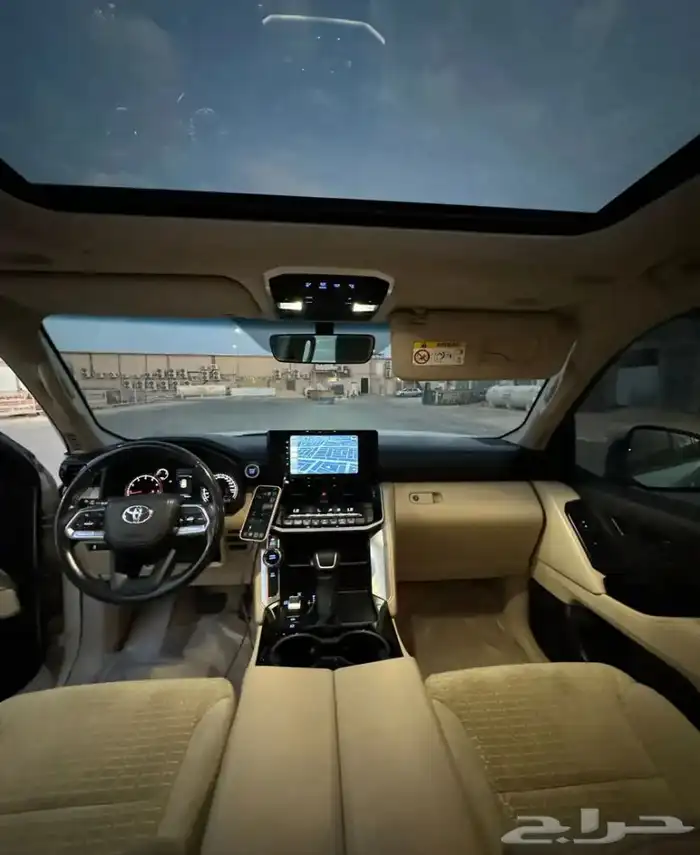 لاندكروزر 2022 7