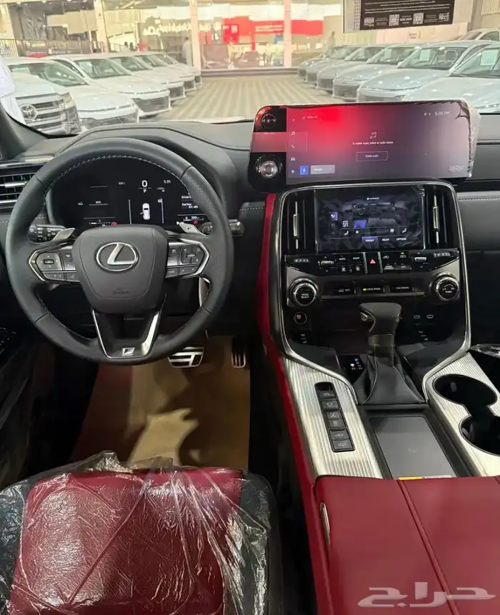 لكزس LX600 إف سبورت 2025 10