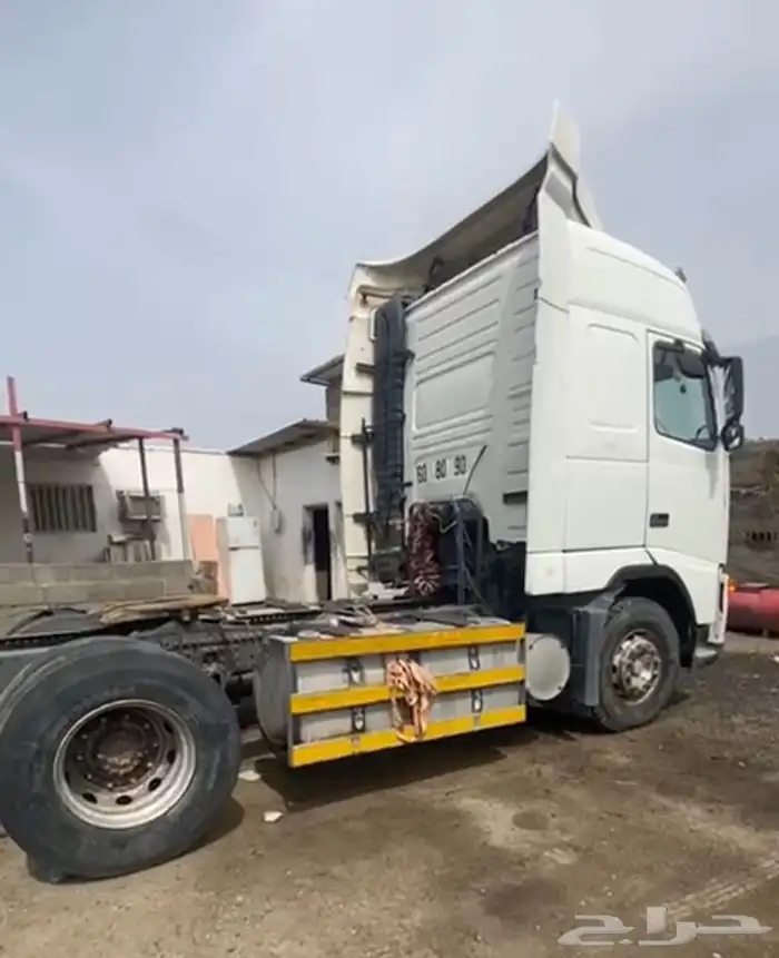شاحنات فولفو 3