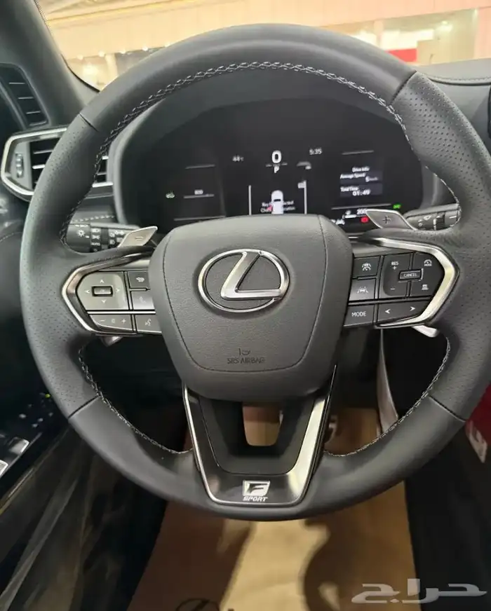 لكزس LX600 إف سبورت 2025 13