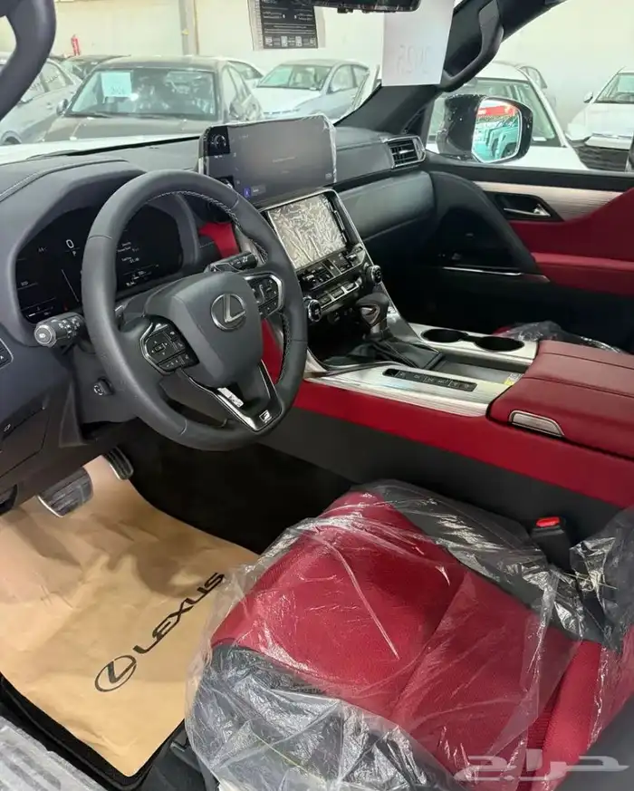 لكزس LX600 إف سبورت 2025 6