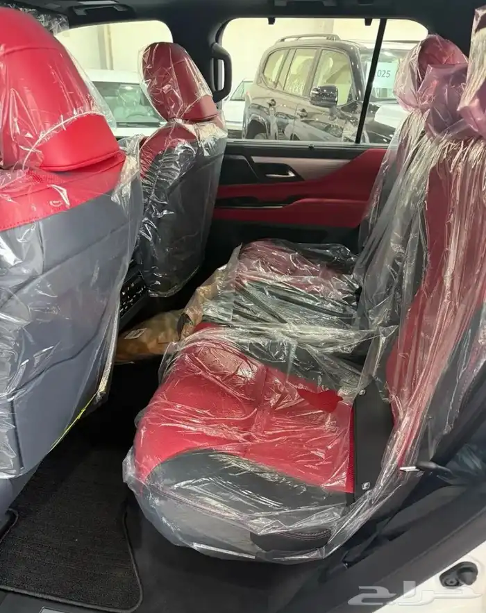 لكزس LX600 إف سبورت 2025 14