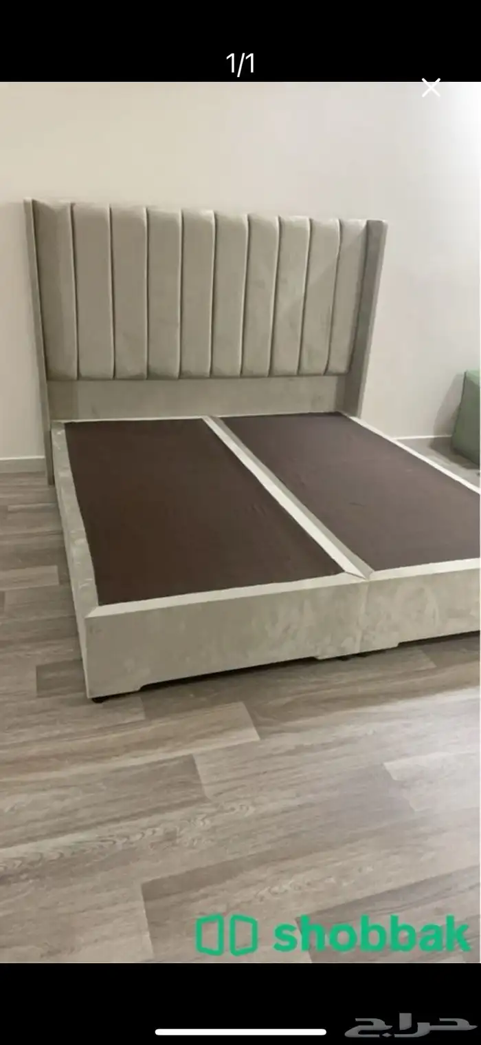 غرفه نوم سرير وتسريحة وكمدينة 1