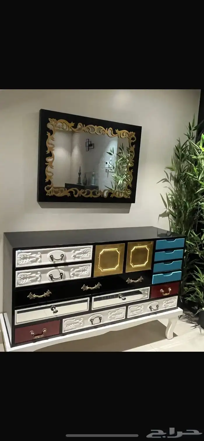 اثاث في حاله ممتازه للبيع مدخلين وجلسه ارضيه التفاهم واتس 0