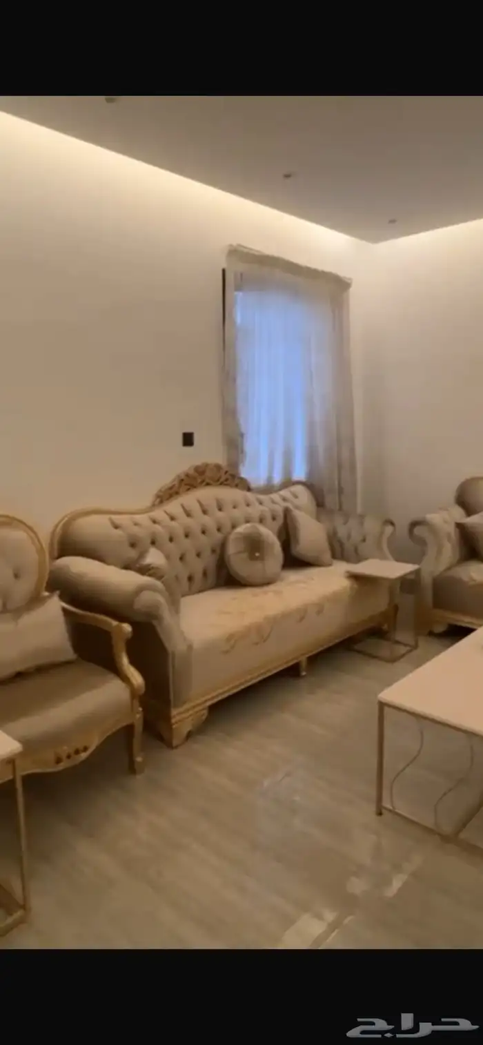 كنب فخم شبه جديد 2