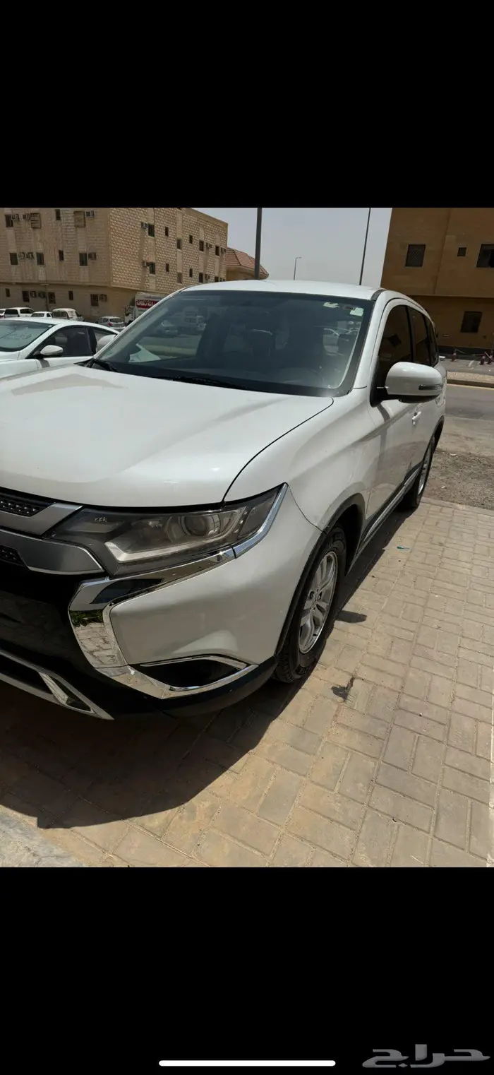 ميتسوبيشي اوتلاندر 6