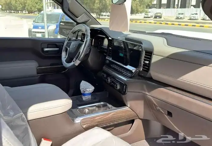 سلفرادو 2025 تيربل بوس Z71 2025 10