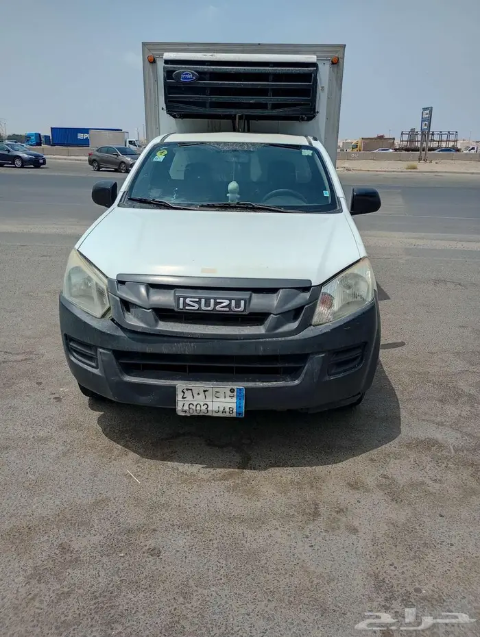 ايسوزو وانيت ديماكس 2015 5