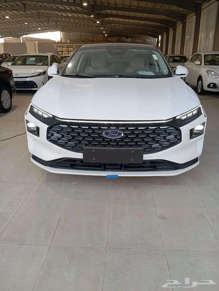 فورد تورس تيتانيوم فل كامل 2025 7