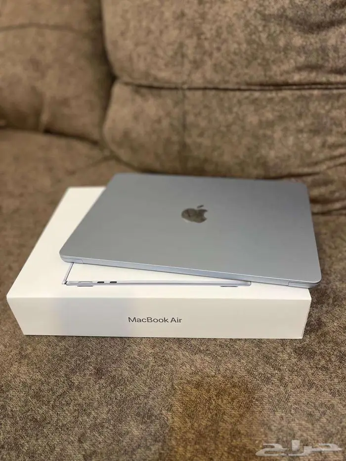 للبيع Apple MacBook Air M4 (2025)   13 inch 4