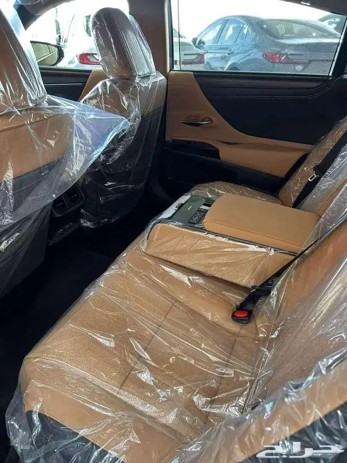 لكزس ES350 CC موديل 2025 كاش و أقساط 11