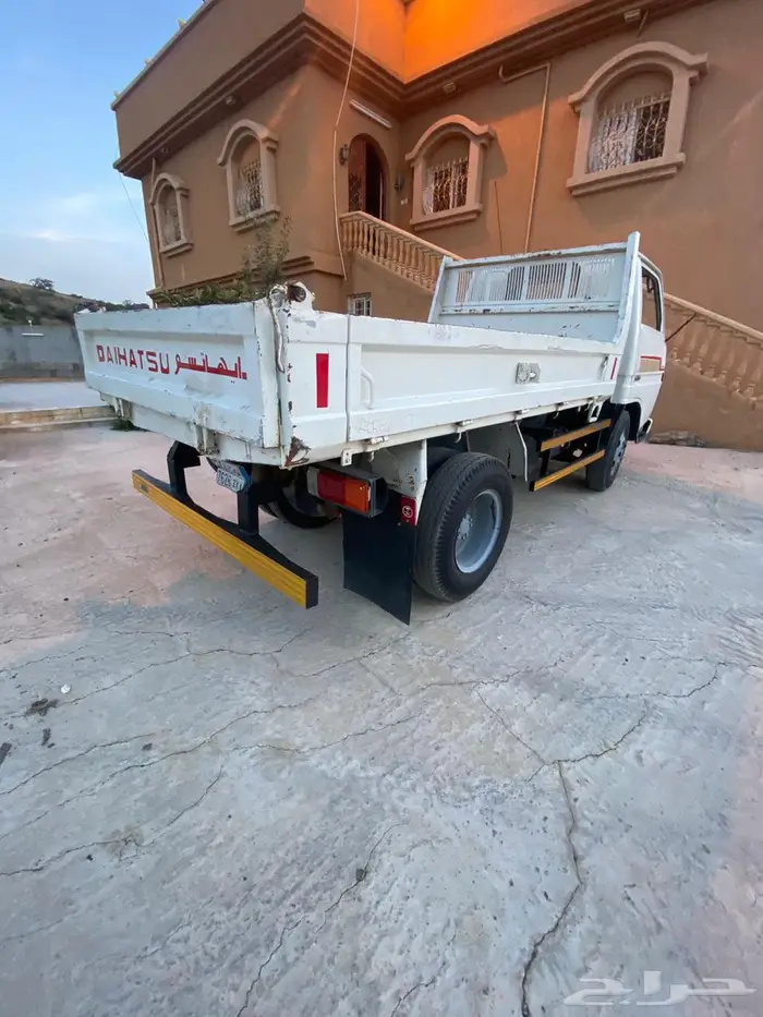 قلاب ديهاتسو 79 للبيع 0