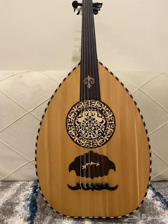 آلة عود 4