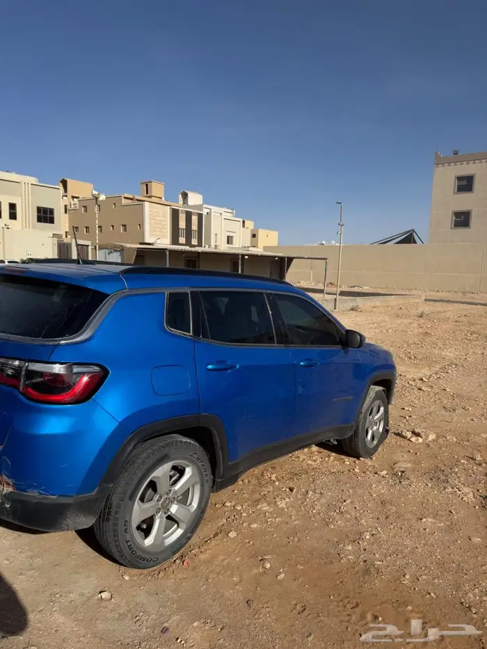 جييب كومباس 2021 لونجتيود 5