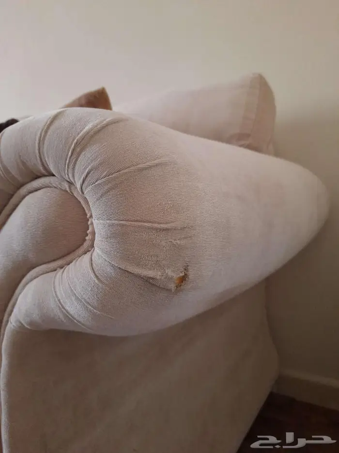 كنب للبيع مع الطاوله ب800ريال .. 1