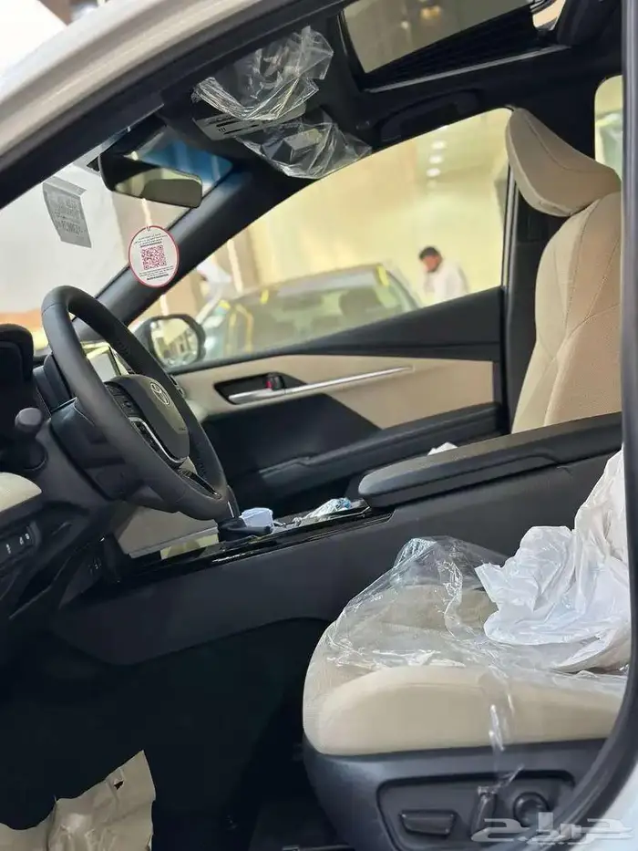 تويوتا كامري LE بنزين 2025 8