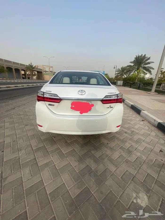 كورولا 2018 العداد 34 ألف كيلو بدي وكاله بحاله ممتازه 16