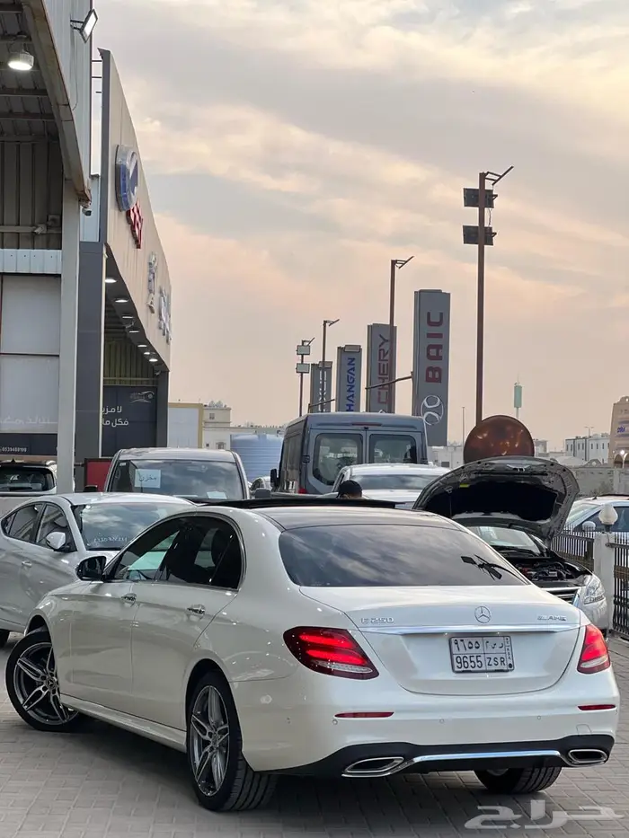 E250 فل عداد 81 الف بدي وكالة 11